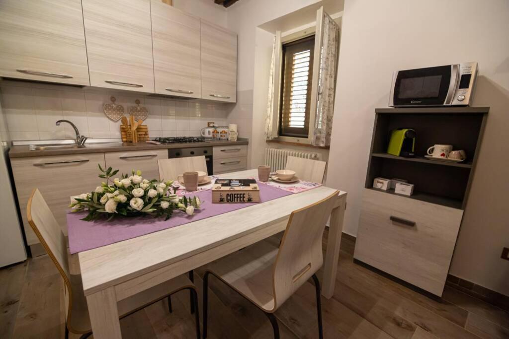 Castiglion Fiorentino Chicca Sotto La Torre 外观 照片